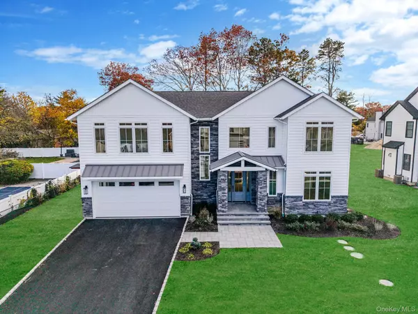 4 Blackwell CT, Nesconset, NY 11767