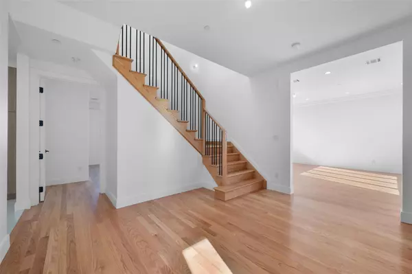 Monsey, NY 10952,202 Blauvelt RD #214