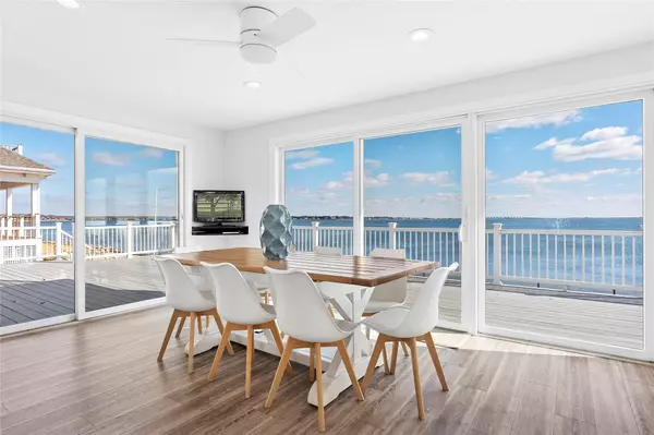 East Quogue, NY 11942,23 Shinnecock RD