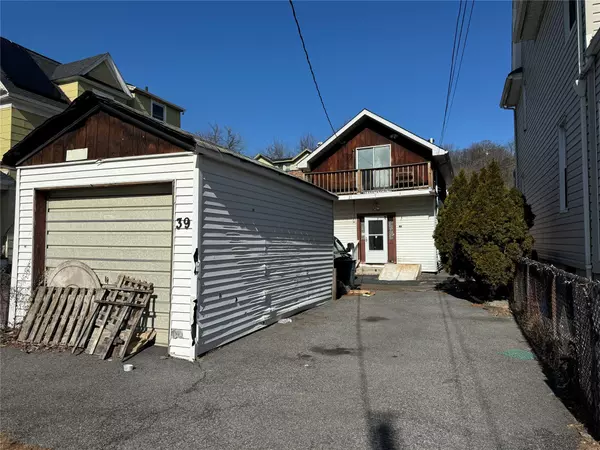 39 Randolph ST, Yonkers, NY 10705