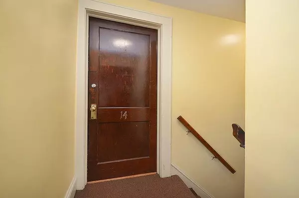 Sea Cliff, NY 11579,270 8th AVE #apt. 14