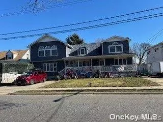 2175 Spruce ST, Wantagh, NY 11793