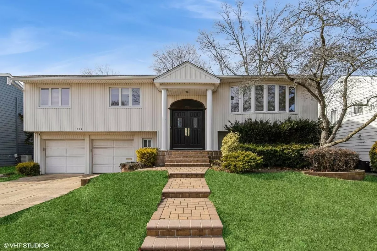 North Woodmere, NY 11581,827 Cliffside AVE