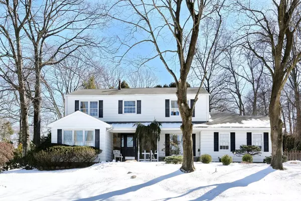 Suffern, NY 10901,2 Sunderland PL