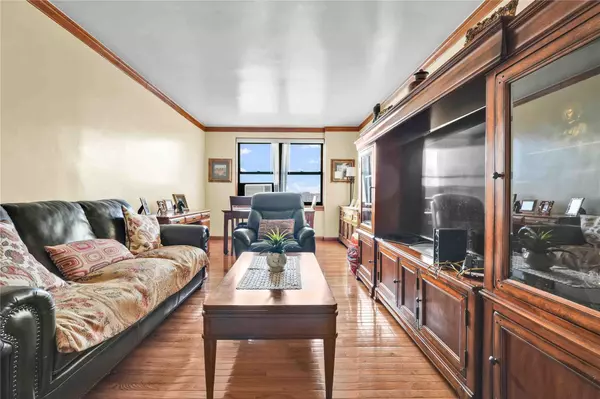 25-34 Union ST #5C, Flushing, NY 11354