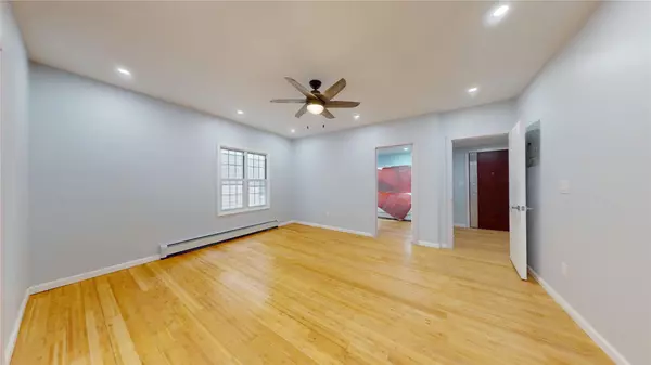 Brooklyn, NY 11236,1725 Rockaway Pkwy