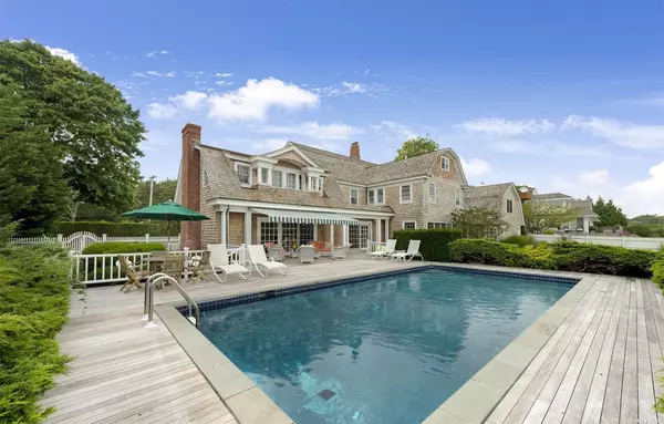 Quogue, NY 11959,20 Beach LN