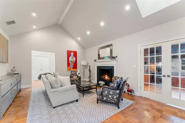Scarsdale, NY 10583,23 Seely PL