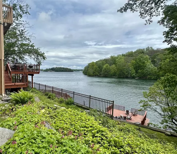 Mahopac, NY 10541,134 W Lake BLVD