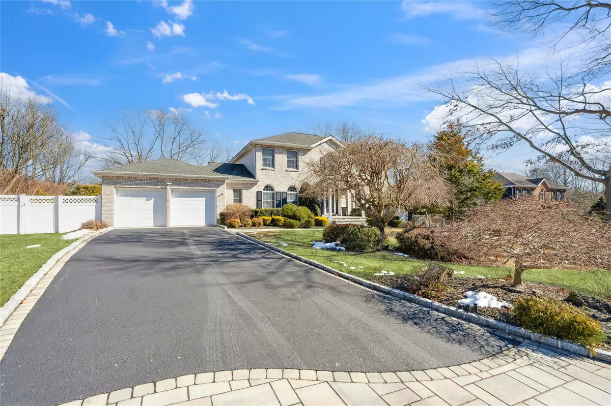 Nesconset, NY 11767,45 Sunhill RD