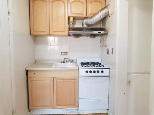 Forest Hills, NY 11375,111-16 66th AVE #3C