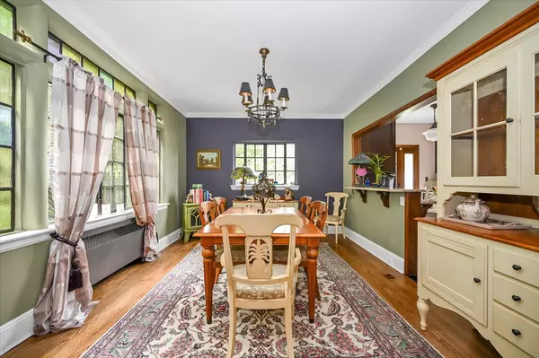 Flushing, NY 11358,33-64 190th ST