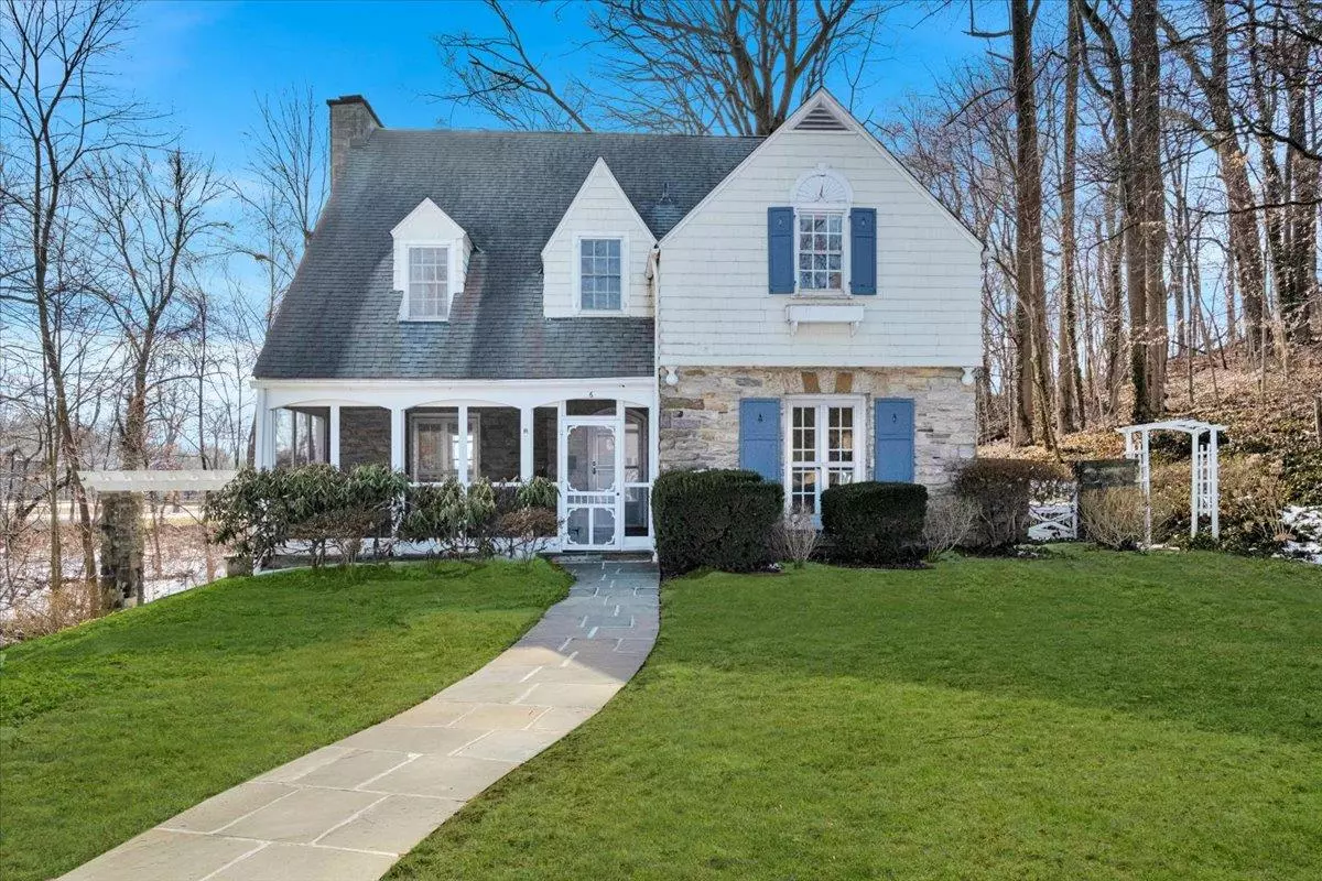 Scarsdale, NY 10583,6 Shady LN
