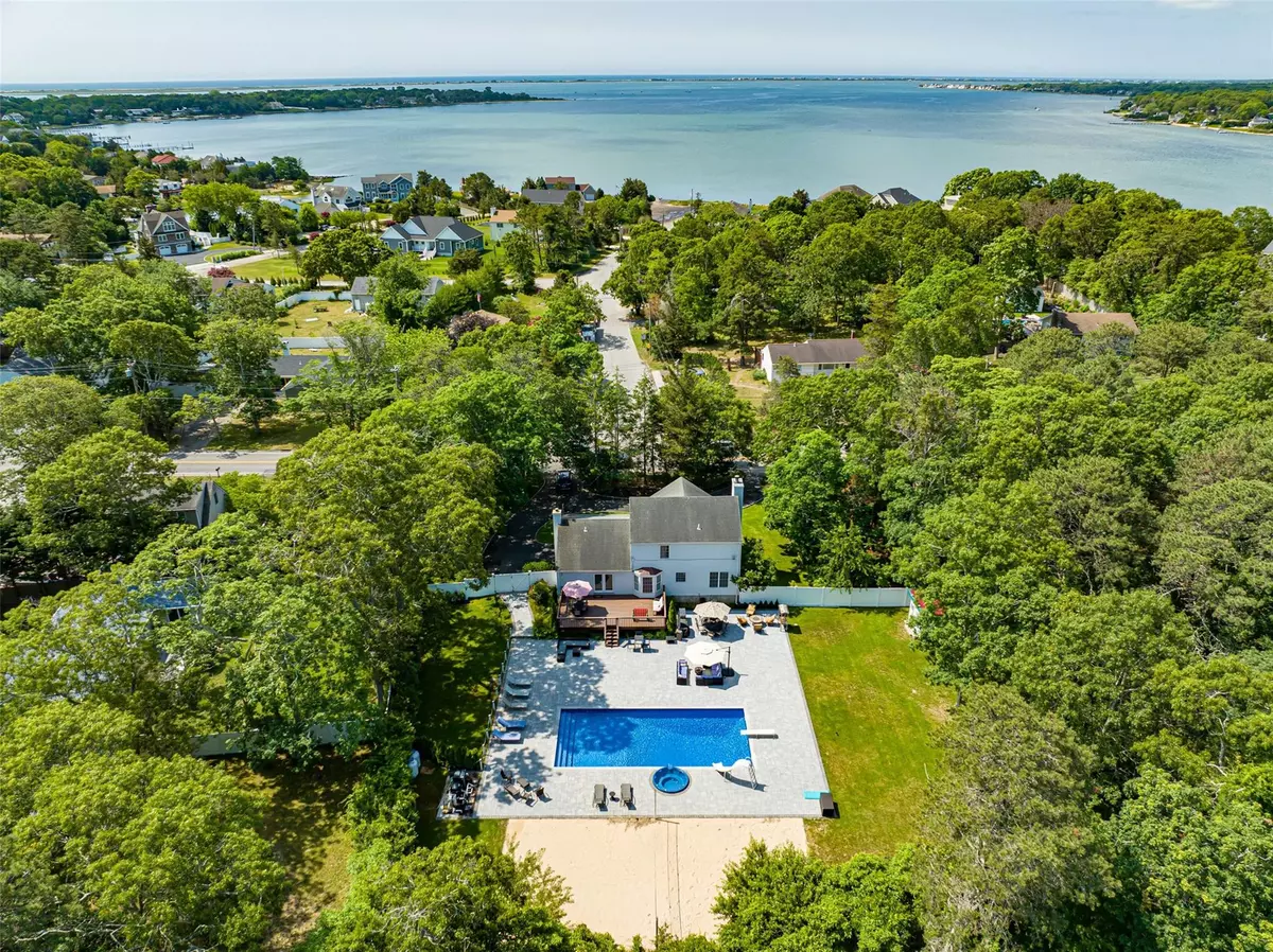 Hampton Bays, NY 11946,63 E Tiana RD