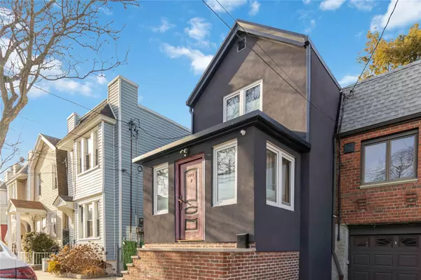 Glendale, NY 11385,60-15 78th AVE