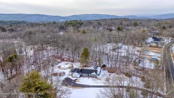 Kerhonkson, NY 12446,435 Samsonville RD