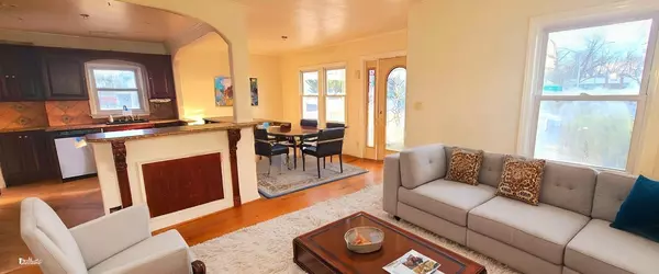 Elmont, NY 11003,1 Tudor CRES