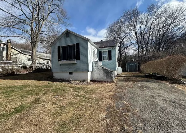 Carmel, NY 10512,18 Geneva DR