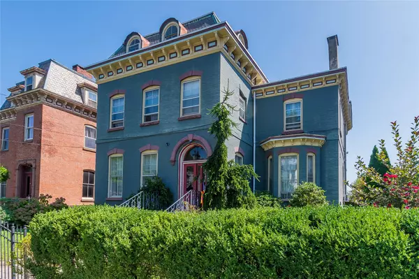 Newburgh, NY 12550,266 Grand ST
