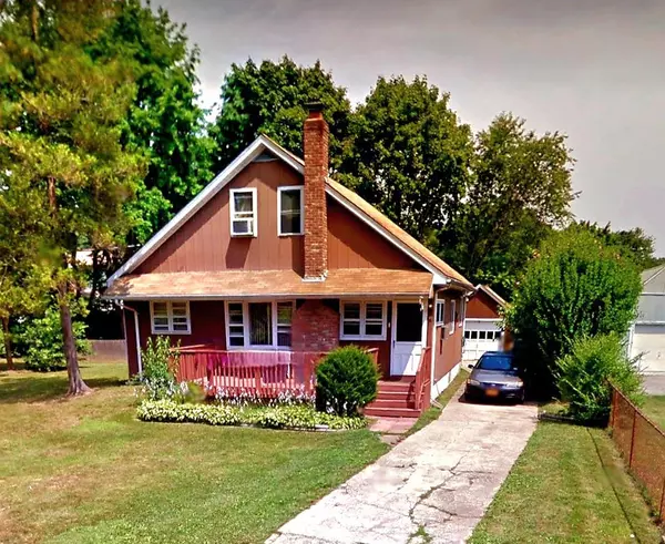 119 Peterson ST, Brentwood, NY 11717