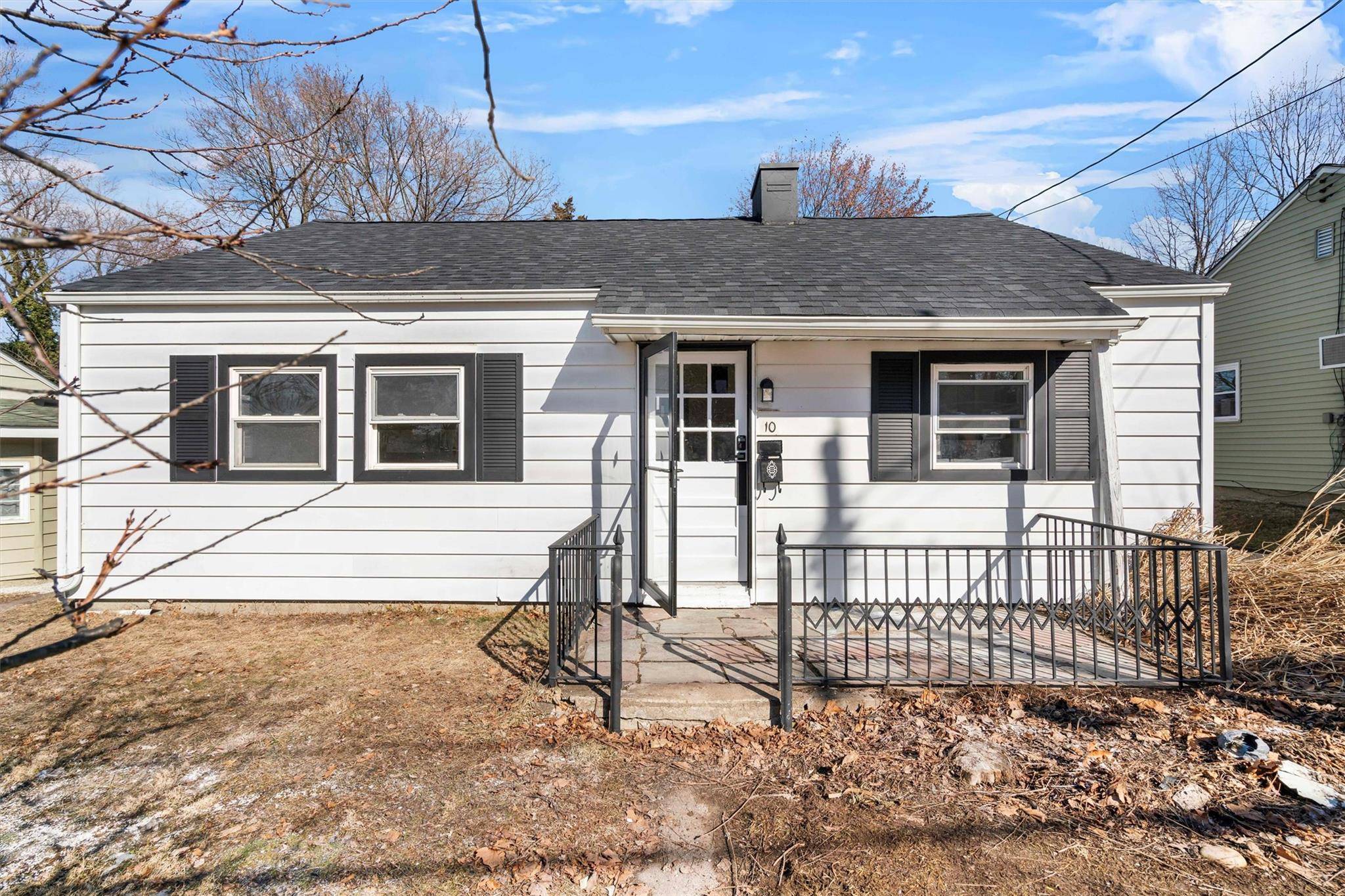 10 Gardner ST, Newburgh, NY 12550
