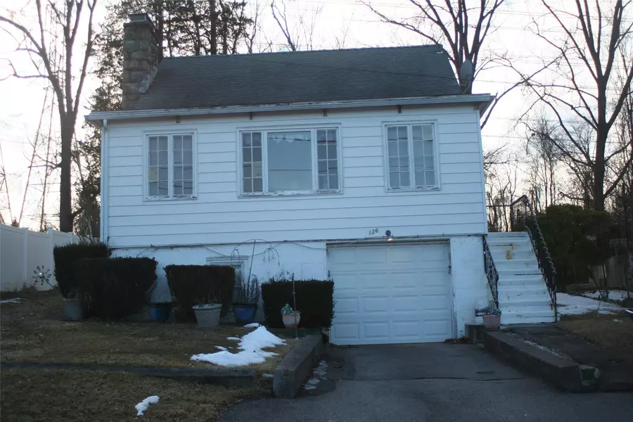 126 Topland RD, Mahopac, NY 10541