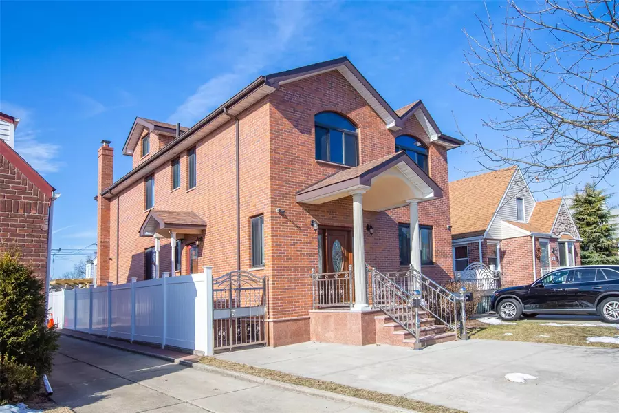 56-18 187th ST, Fresh Meadows, NY 11365