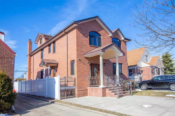 56-18 187th ST, Fresh Meadows, NY 11365