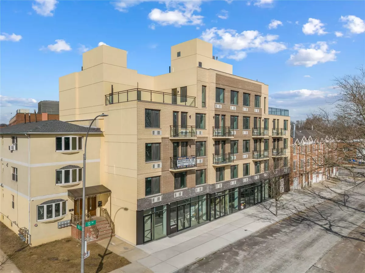 Fresh Meadows, NY 11365,163-07 72nd Ave #4H