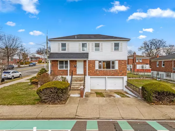 56-05 Oceania ST, Oakland Gardens, NY 11364