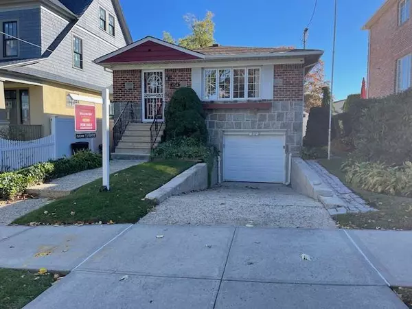 1415 157th ST, Beechhurst, NY 11357