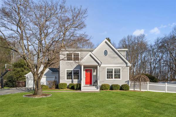 28 Glendale AVE, Armonk, NY 10504