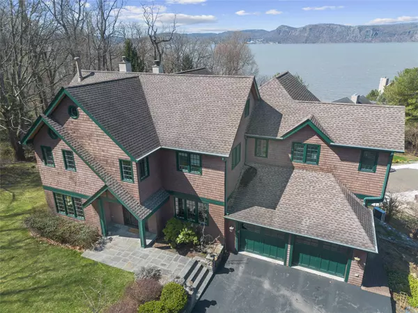 Briarcliff Manor, NY 10510,24 Country Club LN