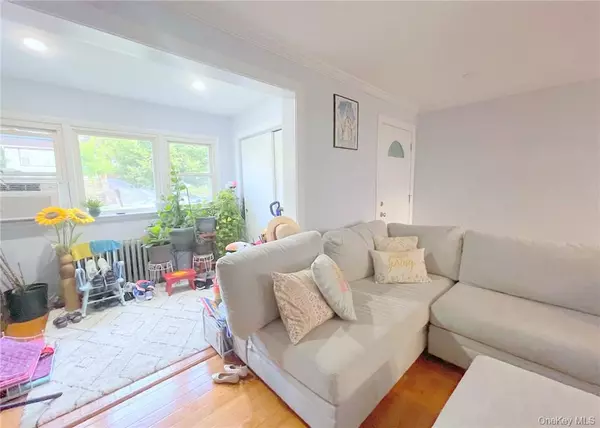 Mamaroneck, NY 10543,313 Stanley AVE #1st fl