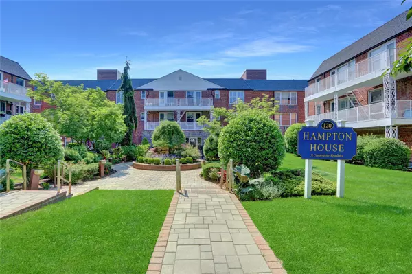 120 Morris AVE #B17, Rockville Centre, NY 11570