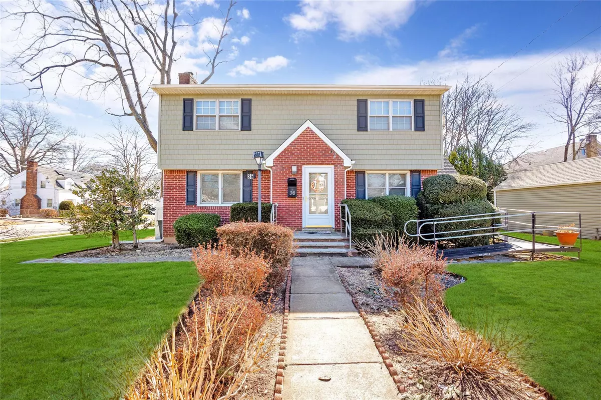 Hempstead, NY 11550,36 Butler PL