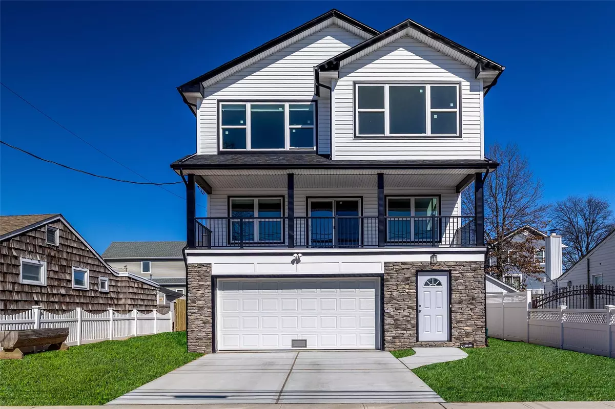 East Rockaway, NY 11518,28 North BLVD