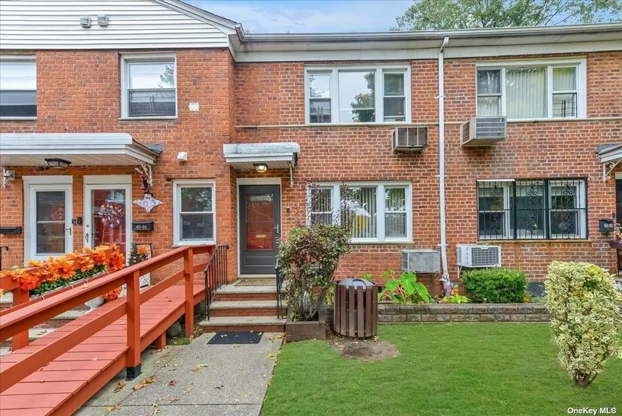 68-02 140th ST #A, Kew Garden Hills, NY 11367