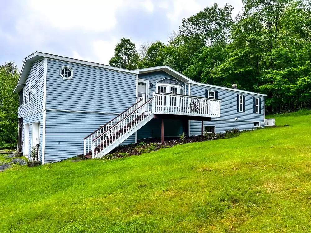 Jeffersonville, NY 12748,521 Hessinger Lare RD
