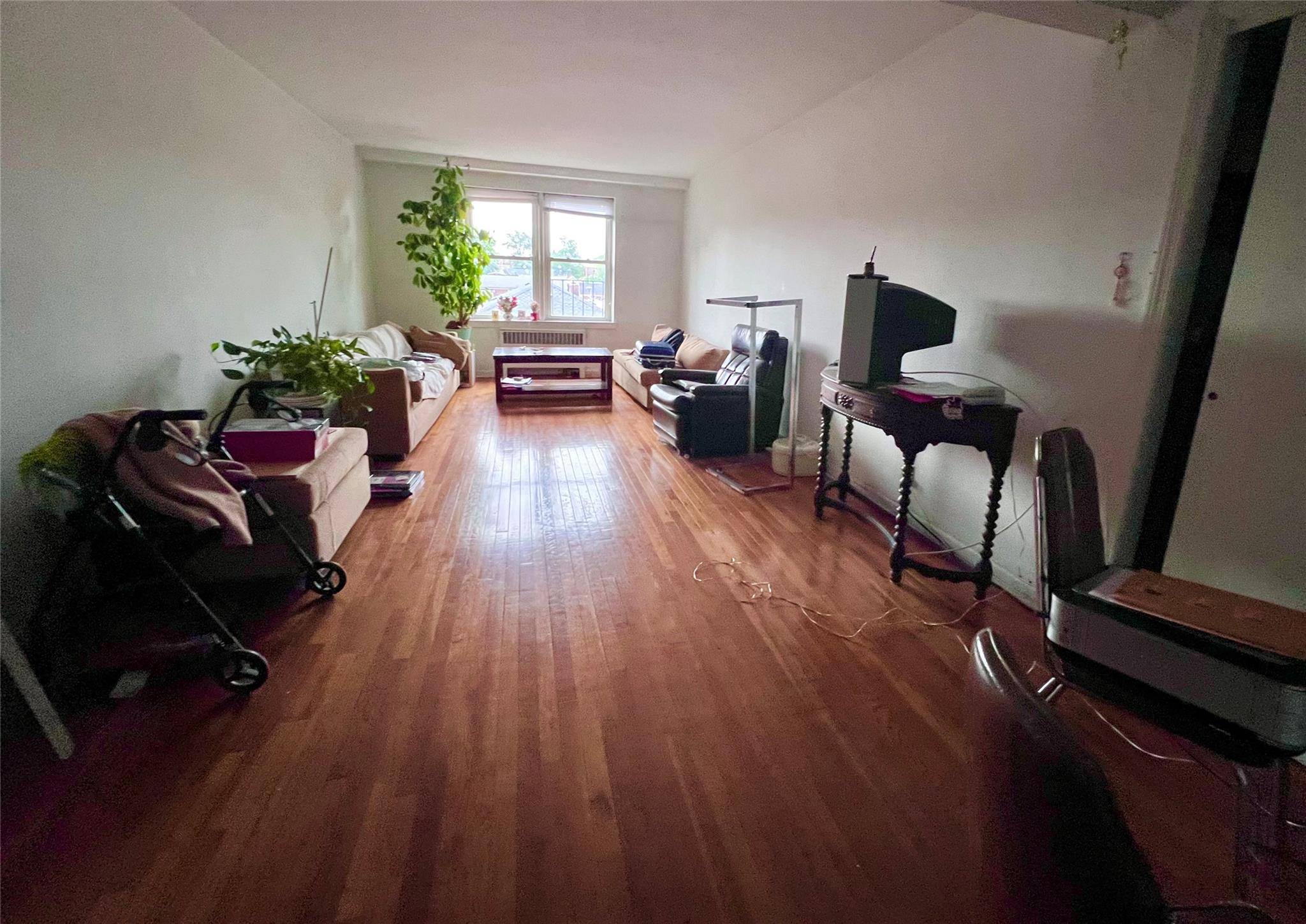 Bronx, NY 10462,2090 Barnes AVE #2H