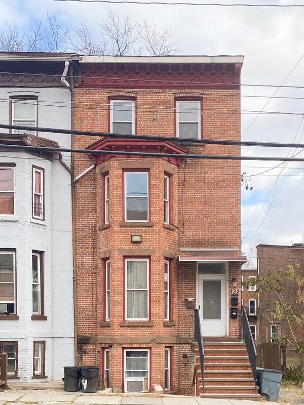 132 Chambers ST, Newburgh, NY 12550