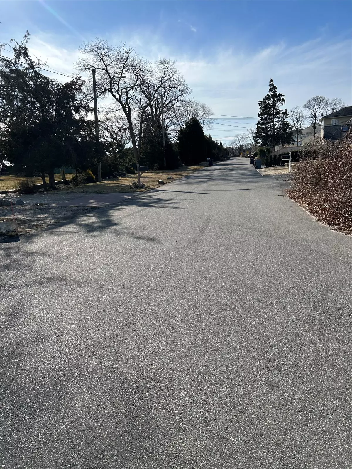 Shirley, NY 11967,Abby LN