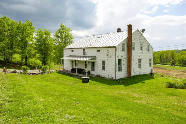Staatsburg, NY 12580,148 N Creek RD
