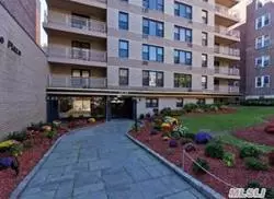 Rego Park, NY 11374,6550 Wetherole ST #LU