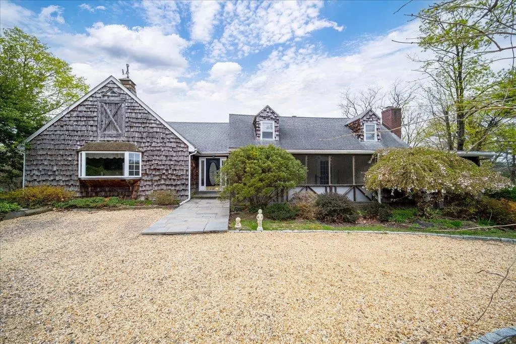 Wappingers Falls, NY 12590,7 Connor RD