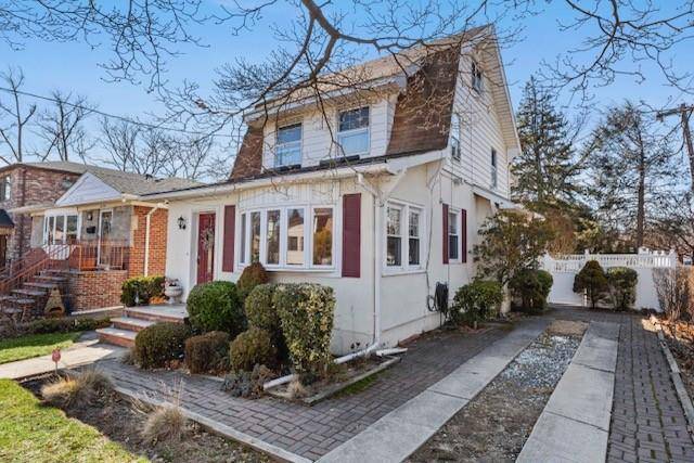 3304 210th ST, Bayside, NY 11361