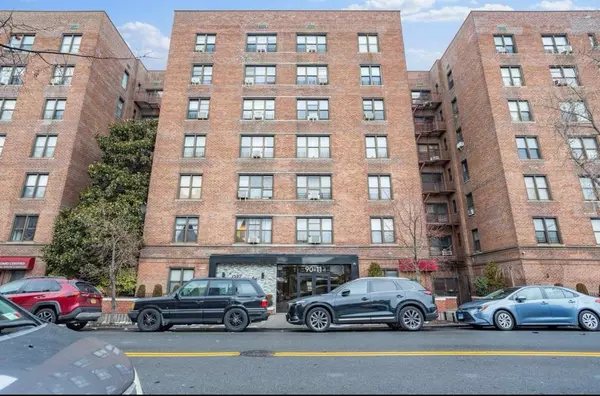 90-11 35th AVE #1B, Jackson Heights, NY 11372