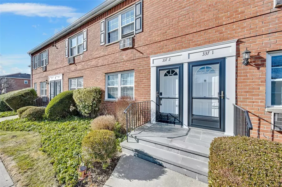 337 Hicksville RD #Unit 2, Bethpage, NY 11714