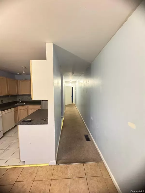 Middletown, NY 10940,11 Jordan LN