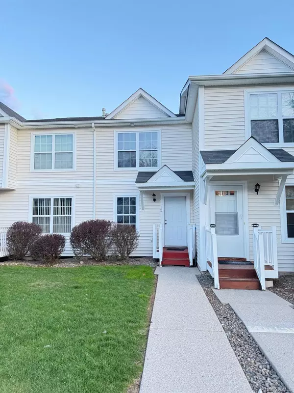 Middletown, NY 10940,11 Jordan LN